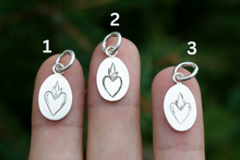 Load image into Gallery viewer, Sacred Heart Pendant With Chain