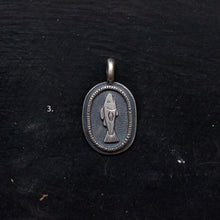 Load image into Gallery viewer, Fish Necklaces