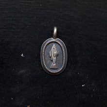 Load image into Gallery viewer, Fish Necklaces