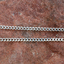 Load image into Gallery viewer, Sacred Heart Pendant With Chain