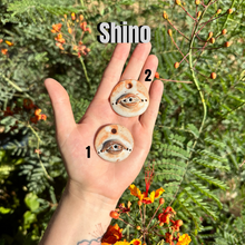 Load image into Gallery viewer, Ceramic Eyeball Medallions