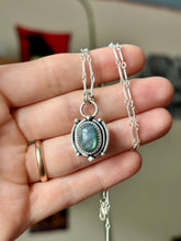 Load image into Gallery viewer, Zorya Talisman | Labradorite Necklace

